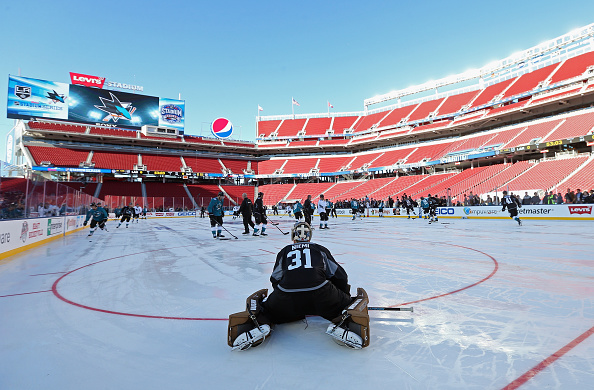 hockey-in-levis-stadium.jpg